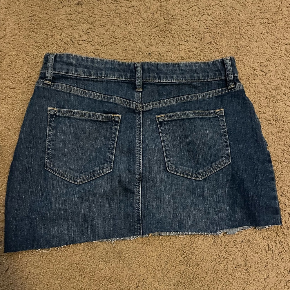 Banana Republic Jean Skirt Size 28/6. Never worn!